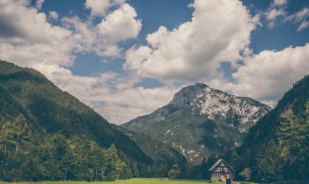 Refuges cachés des Alpes