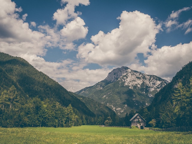 Refuges cachés des Alpes