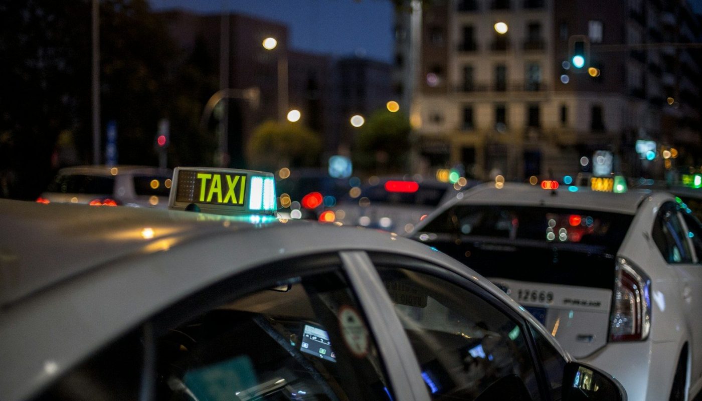 Taxi